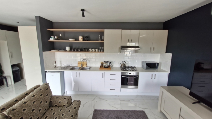 1 Bedroom Property for Sale in Table View Western Cape